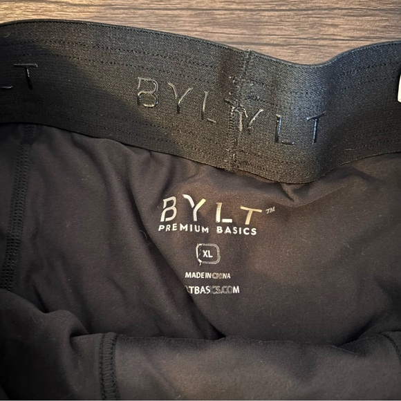 Bylt men’s shorts size xl - Picture 3 of 3